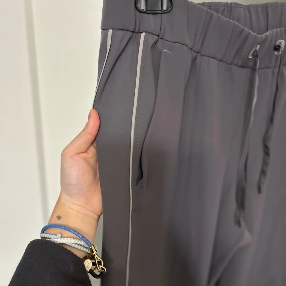 Lululemon Right On Track Pants